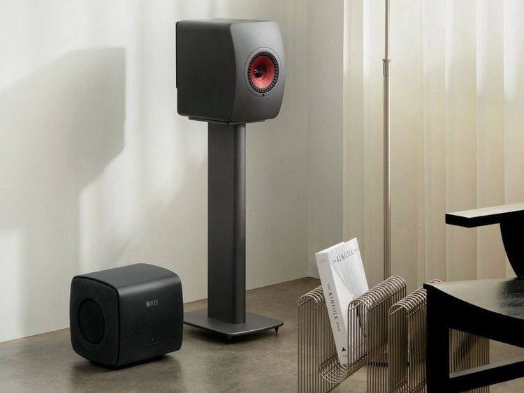 Сабвуфер KEF KC62 теперь выпускается в трёх цветах - фотографии сабвуфера в интерьере и несколько фактов.